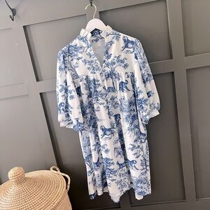 ruffled collar blue & white dress